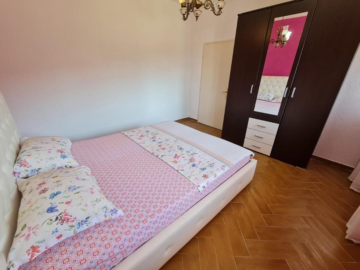 Apartment Dragone Ulcinj Eksteriør billede